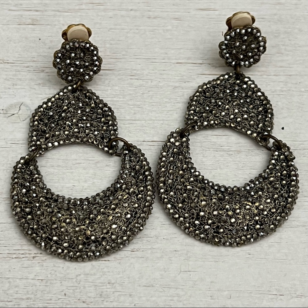 Roni Blanshay Black Hematite Crystal Rock Statement Clip on Earrings